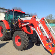Zetor Forterra 140 HSX s čelním nakladačem Zetor Forterra 140 HSX s čelním nakladačem